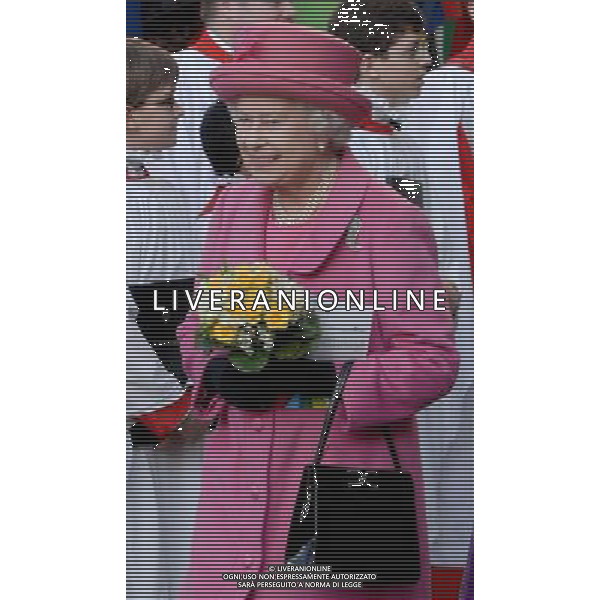 HM The Queen and HRH The Duke of Edinburgh, accompanied by TRH The Prince of Wales, The Duchess of Cornwall and The Countess of Wessex will attend the annual Commonwealth Observance at Westminster Abbey. 12-3-12 ©photoshot/AGENZIA ALDO LIVERANI SAS - ITALY ONLY - REALI INGLESI: Celebrazione annuale del Commonwealth all\'Abbazia di Westminster a Londra La regina Elisabetta II d\'inghilterra
