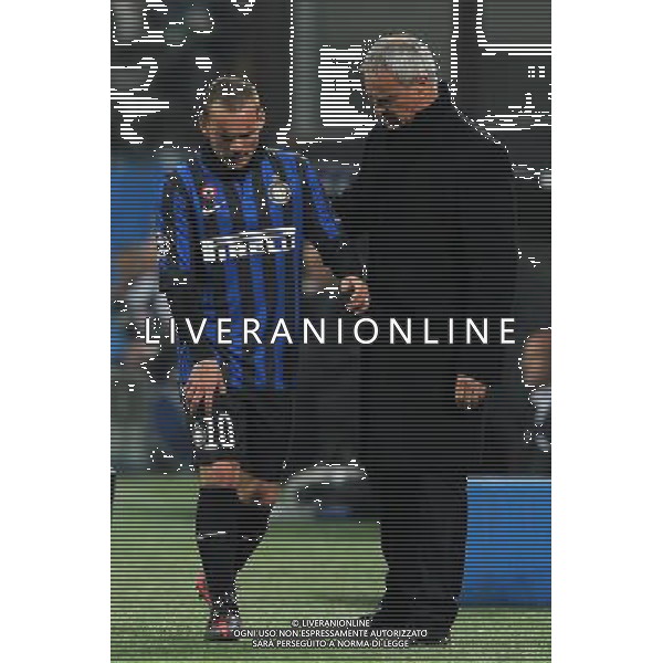 UEFA Champions League 2011/2012 Ottavi di Finale Ritorno Milano - 13.03.2012 Inter-Olympique Marsiglia Nella Foto:sneijder esce infortunato - claudio ranieri /Ph.Vitez-Ag. Aldo Liverani