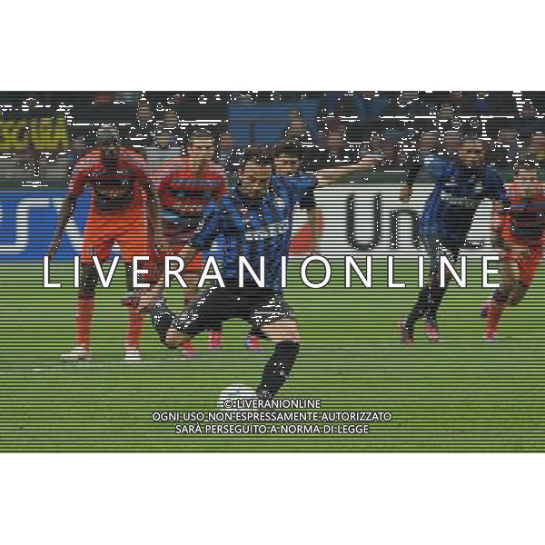 UEFA Champions League - Ottavi di finale gara di ritorno Milano 13-03-2012 Inter - Marsiglia nella foto: giampaolo Pazzini segna il gol del 2 a 1 foto Roberto Garavaglia - ag. Aldo Liverani sas