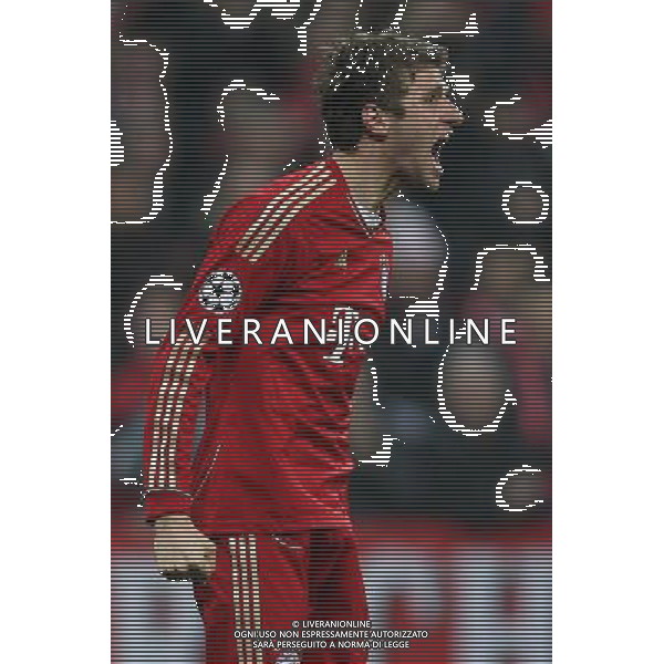 firo FuÃŸball,Fussball, 13.03.2012 Uefa Champions League Saison 2011/2012 Achtelfinale, Achtelfinal RÃ¼ckspiel, CL, FC Bayern MÃ¼nchen, Muenchen, FCB, FC Basel, 7 : 0, Jubel, jubeln, Gestik, Thomas MÃ¼ller, Mueller, Bayern, halbe Figur, Gestik, $worldrightsEs gelten unsere AGB, einsehbar auf www.firosportphoto.de copyright by firo sportphoto: Coesfelder Str.207 48249 DÃ¼lmen www.firosportphoto.de mail@firosportphoto.de (V o l k s b a n k B o c h u m - W i t t e n ) BLZ.: 430 601 29 Kt. Nr.: 341 117 100 Tel:Â  02594 - 9916004 Fax:Â 02594 - 9916005 BAYERN MONACO - BASILIEA CHAMPIONS LEAGUE - AG ALDO LIVERANI SAS - ITALY ONLY - *** Local Caption *** .