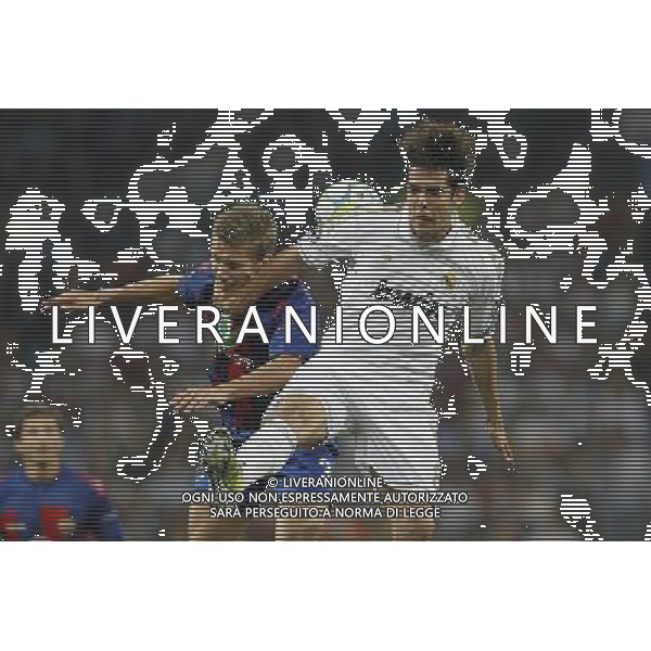 Real Madrid\'s Kaka and CSK Moskva\'s Pontus Wernbloom during Champions League match on march 14th 2012. Photo: Cesar Cebolla / ALFAQUI /AGENZIA LADO LIVERANI S A S OTTAVI DI RITORNO DI CHAMPIONS LEAGUE REAL MADRID - CSKA MOSKA - ITALY ONLY -