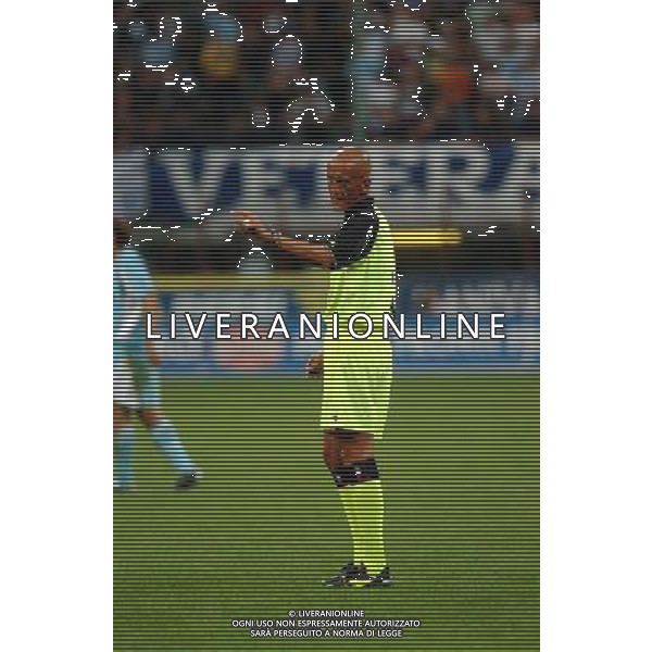 MILANO, 21-08-04 DFP/FOTO GIORGIO RAVEZZANI SUPERCOPPA ITALIANA / MILAN-LAZIO: ARBITRO PIERLUIGI COLLINA AG ALDO LIVERANI SAS