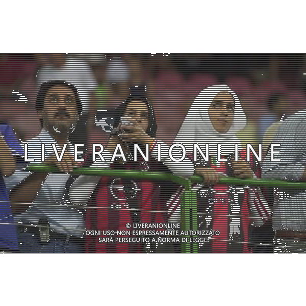 MILANO, 21-08-04 DFP/MARCO DE PONTI SUPERCOPPA ITALIANA / MILAN-LAZIO: TIFOSE ISLAMICHE AG ALDO LIVERANI SAS
