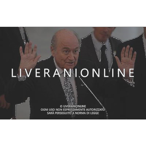 (120317) -- BRASILIA, March 17, 2012 () -- FIFA President Jospeh S. Blatter delivers a speech before a meeting with Brazil\'s President Dilma Rousseff to discuss issues related to the 2014 World Cup at Planalto Palace, in Brasilia, Brazil, on March 16, 2012. (/Dorivan Marinho/AGENCIA ESTADO) (ae) (mp) (sp) ***BRAZIL OUT*** ©photoshot/Agenzia Aldo Liverani Sas - ITALY ONLY - Riunione del Comitato Organizzatore per discutere le questioni relative alla Coppa del Mondo di Calcio del 2014 a Palazzo Planalto, a Brasilia, in Brasile, il 16 marzo 2012