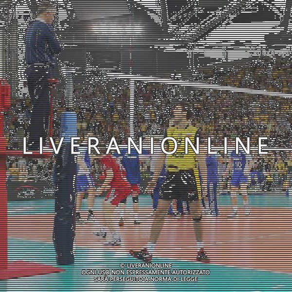 18.03.2012 LODZ- ATLAS ARENA (LODZ, POLAND - ATLAS ARENA) SIATKOWKA MEZCZYZN (MEN\'S VOLLEYBALL), CEV LIGA MISTRZOW MEZCZYZN (CEV VOLLEYBALL CHAMPIONS LEAGUE MEN\'S); FINAL FOUR MECZ FINALOWY - FINAL PGE SKRA BELCHATOW - ZENIT KAZAN ( FINAL GAME PGE SKRA BELCHATOW - ZENIT KAZAN) NZ MICHAL WINIARSKI; SKRA SMUTEK, PORAZKA; ZLA DECYZJA SEDZIOW BLAD SEDZIOW; FOTO LUKASZ GROCHALA/ CYFRASPORT/NEWSPIX.PL --- Newspix.pl AG ALDO LIVERANI S A S ONLY ITALY *** Local Caption *** www.newspix.pl mail us: info@newspix.pl call us: 0048 022 23 22 222 --- Polish Picture Agency by Ringier Axel Springer Poland