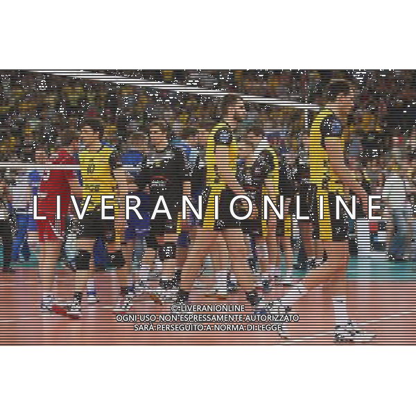 18.03.2012 LODZ- ATLAS ARENA (LODZ, POLAND - ATLAS ARENA) SIATKOWKA MEZCZYZN (MEN\'S VOLLEYBALL), CEV LIGA MISTRZOW MEZCZYZN (CEV VOLLEYBALL CHAMPIONS LEAGUE MEN\'S); FINAL FOUR MECZ FINALOWY - FINAL PGE SKRA BELCHATOW - ZENIT KAZAN ( FINAL GAME PGE SKRA BELCHATOW - ZENIT KAZAN) NZ SKRA SMUTEK, PORAZKA; ZLA DECYZJA SEDZIOW BLAD SEDZIOW;; MIGUEL FALASCA, MARCIN MOZDZONEK, BARTOSZ KUREK FOTO LUKASZ GROCHALA/ CYFRASPORT/NEWSPIX.PL --- Newspix.pl AG ALDO LIVERANI S A S ONLY ITALY *** Local Caption *** www.newspix.pl mail us: info@newspix.pl call us: 0048 022 23 22 222 --- Polish Picture Agency by Ringier Axel Springer Poland