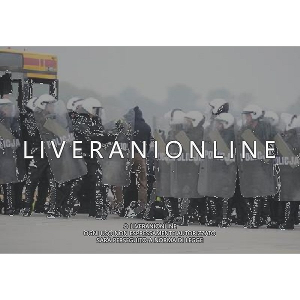 Lodz, 24 October 2011. Polish Emergency Services exercises before Euro 2012 in Poland and Ukraine, Script: Airplane with drunk football fans landed at Lodz Airport, Airport bus fire and a bomb in a luggage, Lodz, Poland. (ukit) Grzegorz Micha³owski ©photoshot/AGENZIA ALDO LIVERANI SAS - ITALY ONLY - Esercitazioni di Polizia di evacuazione dello stadio, soccorsi di paramedici e servizi di emergenza in previsione degli Europei di Calcio Euro 2012 in Polonia e Ucraina