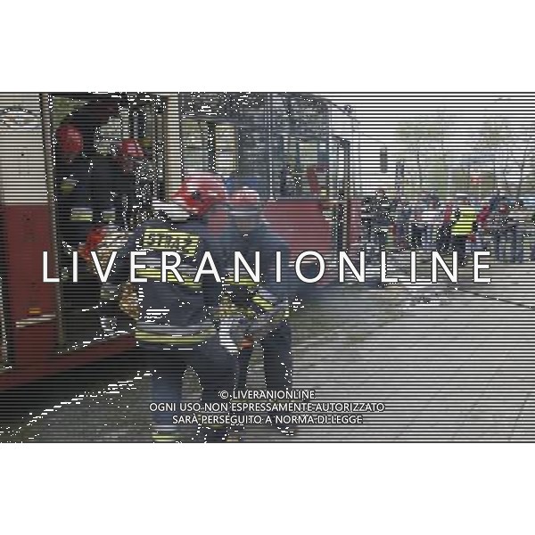 Chorzow, 23 April 2009. Polish Emergency Services exercises before Euro 2012 in Poland and Ukraine, Chorzow, Poland. (ukit) Andrzej Grygiel ©photoshot/AGENZIA ALDO LIVERANI SAS - ITALY ONLY - Esercitazioni di Polizia di evacuazione dello stadio, soccorsi di paramedici e servizi di emergenza in previsione degli Europei di Calcio Euro 2012 in Polonia e Ucraina