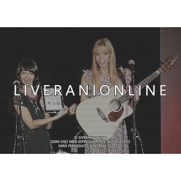 March 9, 2010 - Atlanta, GA - the comedy team of Garfunkel \' Oates, comprised of actors Riki Lindhome and Kate Micucci, made a stop at The Laughing Skull Lounge in downtown Atlanta and performed several shows to sold out audiences. Photo credit: Dan Harr/Admedia /AGENZIA ALDO LIVERANI SAS - ITALY ONLY - EDITORIAL USE ONLY