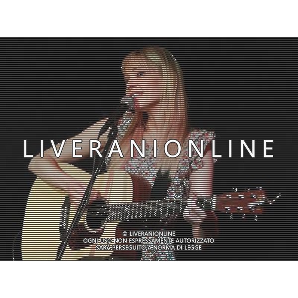 March 9, 2010 - Atlanta, GA - the comedy team of Garfunkel \' Oates, comprised of actors Riki Lindhome and Kate Micucci, made a stop at The Laughing Skull Lounge in downtown Atlanta and performed several shows to sold out audiences. Photo credit: Dan Harr/Admedia /AGENZIA ALDO LIVERANI SAS - ITALY ONLY - EDITORIAL USE ONLY