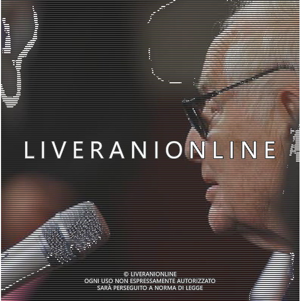 (120327) -- HEFEI, March 27, 2012 () -- Renowned fashion designer Pierre Cardin speaks at a press conference in Hefei, capital of east China\'s Anhui Province, March 27, 2012. A press conference in the name of \'Maxim\'s-l\'art de vivre\' was held here on Tuesday, the 90-year-old designer Pierre Cardin introduced his design concepts and inspirations on both Pierre Cardin fashions and Maxim\'s restaurants. The popular Maxim\'s opened its 11th branch restaurant in the world here on Tuesday. The restaurant and the Maxim\'s brand belongs to Pierre Cardin. (/Xu Zijian) AG ALDO LIVERANI S A S ONLY ITALY