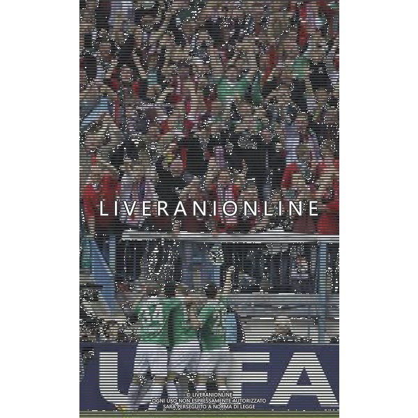 Hannover 96\'s players celebrate during UEFA Europa League Match. March 29, 2012. (ALTERPHOTOS/Alvaro Hernandez) /AG ALDO LIVERANI SAS - ITALY ONLY