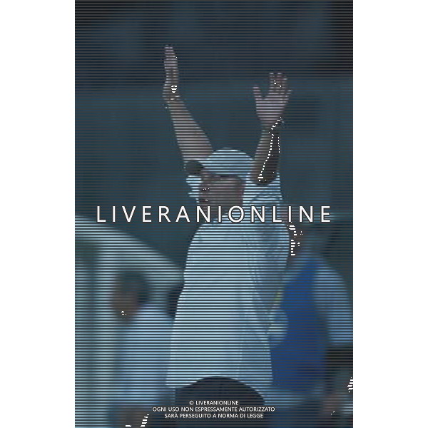 PERUGIA 12/08/2003 FINALE DI ANDATA INTERTOTO 2003 PERUGIA-WOLFSBURG NELLA FOTO:COSMI:MI ARRENDO!* FOTO 1905/ROBERTO SETTONCE/ALDO LIVERANI S.A.S.