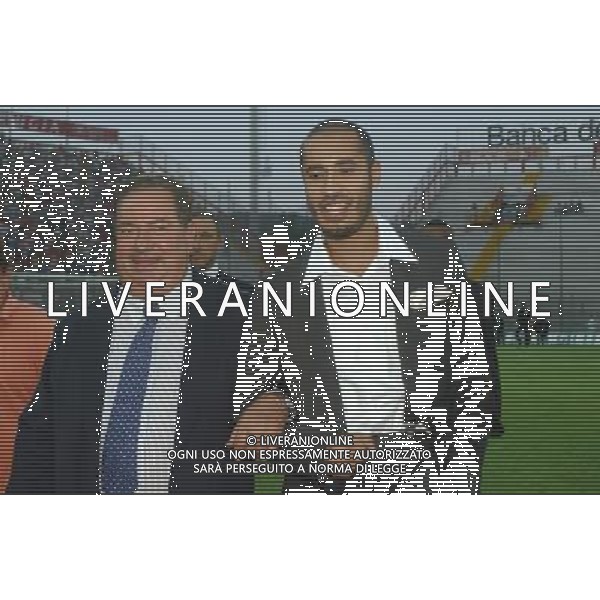 PERUGIA 12/08/2003 FINALE DI ANDATA INTERTOTO 2003 PERUGIA-WOLFSBURG NELLA FOTO:LUCIANO GAUCCI CON SAADI AL GHEDDAFI* FOTO 1905/ROBERTO SETTONCE/ALDO LIVERANI S.A.S.