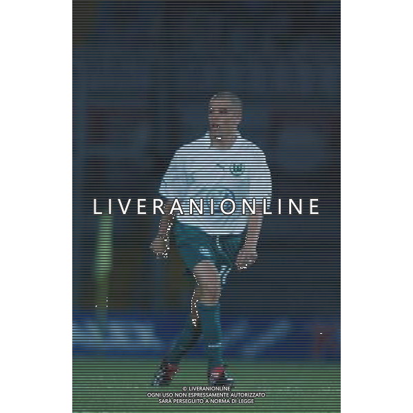 PERUGIA 12/08/2003 FINALE DI ANDATA INTERTOTO 2003 PERUGIA-WOLFSBURG NELLA FOTO:D\'ALESSANDRO IN ATTESA DEL LANCIO* FOTO 1905/ROBERTO SETTONCE/ALDO LIVERANI S.A.S.