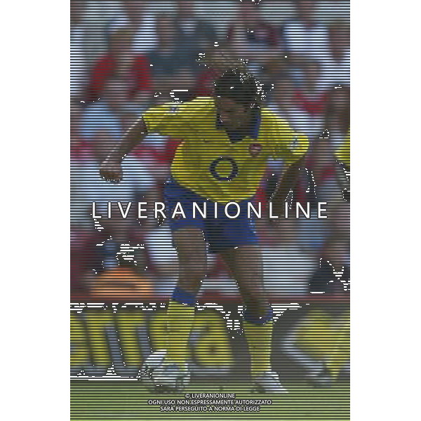Middlesbrough (inghilterra) Premier League 24/08/2003 partita: Middlesbrough - Arsenal foto: S.Rosa/Liverani nella foto: Robert Pires - Arsenal