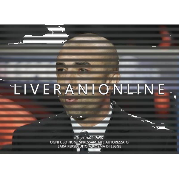 Chelsea\'s Manager Roberto Di Matteo Football - Champions League Quarter Final Second Leg - Chelsea v Benfica - Wednesday 3rd April 2012 - Stamford Bridge - London © CameraSport - 43 Linden Ave. Countesthorpe. Leicester. England. LE8 5PG - Tel: +44 (0) 116 277 4147 - admin@camerasport.com - www.camerasport.com QUARTI DI RITORNO DI CHAMPIONS LEAGUE CHELSEA - BENFICA ALDO LIVERANI SAS ITALY ONLY *** Local Caption *** .