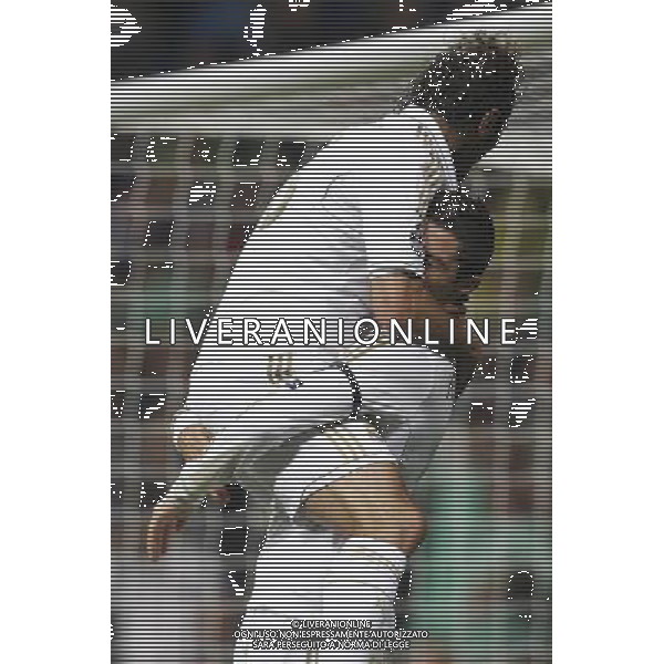 Real Madrid\'s Cristiano Ronaldo goal during Champions League match on april 4th 2012. Photo: Cesar Cebolla / ALFAQUI /ALDO LIVERANI SAS - ITALY ONLY -