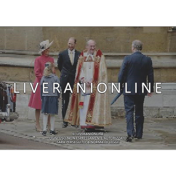 Earl and Countess Of Wessex and daughter Lady Louise arriving at the Easter Sunday Royal service at the St George\'s Chapel, Windsor Castle, Windsor, Berkshire, England 8th April 2012 ©photoshot/Agenzia Aldo Liverani Sas - ITALY ONLY - REALI INGLESI: Domenica di Pasqua Royal Service 2012 alla Cappella di San Giorgio, Castello di Windsor, Windsor, Berkshire, Inghilterra, 8 aprile 2012