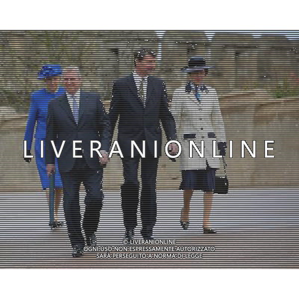 Prince Andrew, Princess Royal and husband Timothy Laurence arriving at the Easter Sunday Royal service at the St George\'s Chapel, Windsor Castle, Windsor, Berkshire, England 8th April 2012 Anne, Princess Royal Spouse is Timothy Laurence ©photoshot/Agenzia Aldo Liverani Sas - ITALY ONLY - REALI INGLESI: Domenica di Pasqua Royal Service 2012 alla Cappella di San Giorgio, Castello di Windsor, Windsor, Berkshire, Inghilterra, 8 aprile 2012