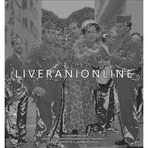 ARCHIVIO GIOVANNI LIVERANI 1963 NELLA FOTO SILVANA PAMPANINI SI RECA A VOTARE AG ALDO LIVERANI S A S ONLY ITALY
