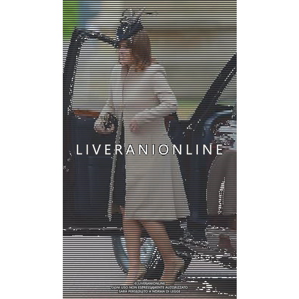 Britain\'s Princess Eugenie arrives at Saint George\'s Chapel in Windsor Castle before attending the Easter Mattins Service on April 8, 2012. ©photoshot/AGENZIA ALDO LIVERANI SAS - ITALY ONLY - REALI INGLESI: Domenica di Pasqua Royal Service 2012 alla Cappella di San Giorgio, Castello di Windsor, Windsor, Berkshire, Inghilterra