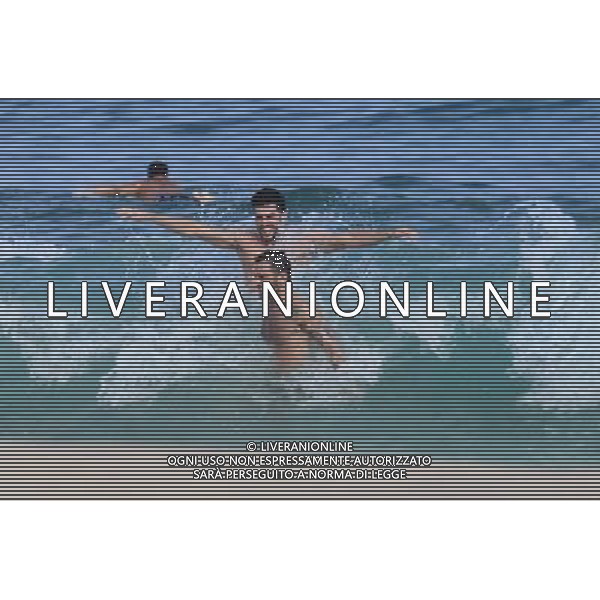 20120409: RIO DE JANEIRO, BRAZIL - American designer Marc Jacobs and porn actor boyfriend Harry Louis enjoying a sunny day at Ipanema beach, Rio de janeiro. PHOTO: CITYFILES plaza wakacje chlopak z chlopakiem PHOTO: CITYFILES /NEWSPIX.PL PORTUGAL,BRAZIL,SPAIN,GERMANY,FRANCE,UK OUT !!! --- Newspix.pl /ALDO LIVERANI SAS-ITALY ONLY - EDITORIAL USE ONLY *** Local Caption *** www.newspix.pl mail us: info@newspix.pl call us: 0048 022 23 22 222 --- Polish Picture Agency by Ringier Axel Springer Poland