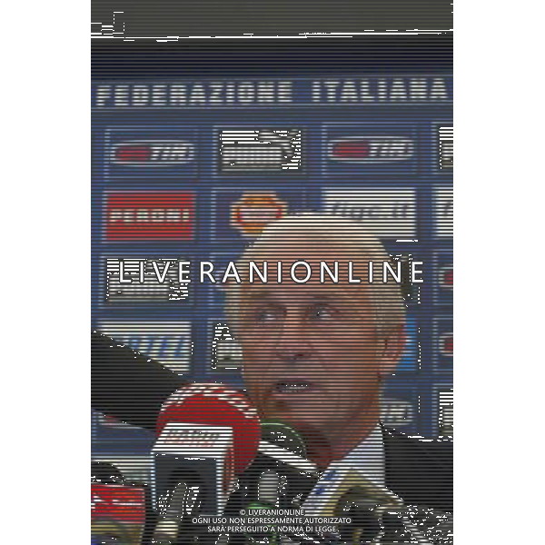 Lisbona, ( portogallo ) 23 / 06 / 2004 Conferenza stampa di Giovanni Trapattoni CT della Nazionale Italiana Nella foto: Giovanni Trapattoni ph Aldo Liverani 