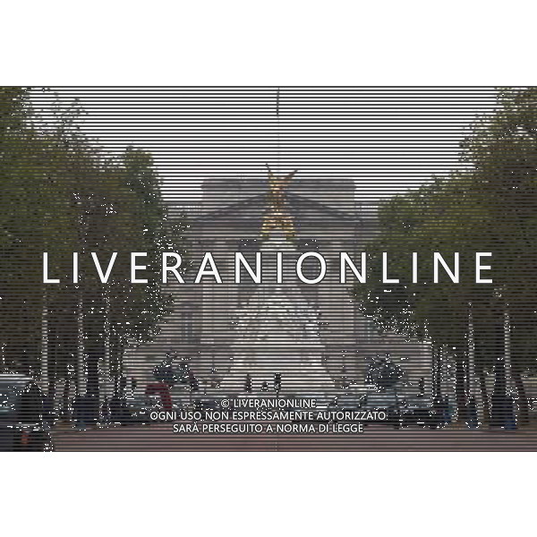 LONDRA NELLA FOTO BUCKINGHAM PALACE FOTO ALDO LIVERANI IFC