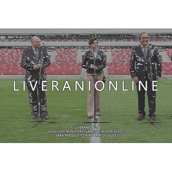 12.04.2012 WARSZAWA STADION NARODOWY ARENA MISTRZOSTW UEFA EURO 2012 OFICJALNA WIZYTA PREZYDENTA UEFA MICHELA PLATINIEGO W POLSCE WIZYTACJA STADIONU UEFA EURO 2012 NZ GRZEGORZ LATO (L), JOANNA MUCHA (C), MICHAEL PLATINI (P) MICHEL PLATINI VISITS NATIONAL STADIUM IN WARSAW FOTO LUKASZ GROCHALA/CYFRASPORT/NEWSPIX.PL --- Newspix.pl AG ALDO LIVERANI S A S ONLY ITALY *** Local Caption *** www.newspix.pl mail us: info@newspix.pl call us: 0048 022 23 22 222 --- Polish Picture Agency by Ringier Axel Springer Poland