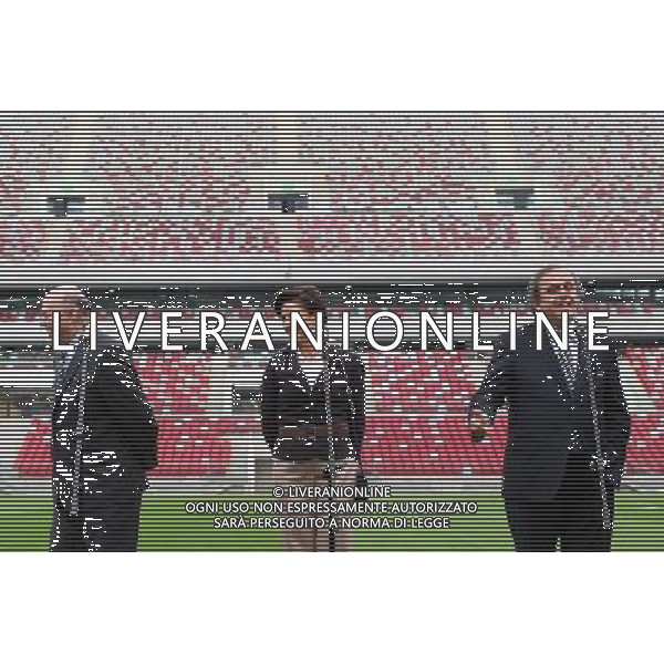 12.04.2012 WARSZAWA STADION NARODOWY ARENA MISTRZOSTW UEFA EURO 2012 OFICJALNA WIZYTA PREZYDENTA UEFA MICHELA PLATINIEGO W POLSCE WIZYTACJA STADIONU UEFA EURO 2012 NZ GRZEGORZ LATO (L), JOANNA MUCHA (C), MICHAEL PLATINI (P) MICHEL PLATINI VISITS NATIONAL STADIUM IN WARSAW FOTO LUKASZ GROCHALA/CYFRASPORT/NEWSPIX.PL --- Newspix.pl AG ALDO LIVERANI S A S ONLY ITALY *** Local Caption *** www.newspix.pl mail us: info@newspix.pl call us: 0048 022 23 22 222 --- Polish Picture Agency by Ringier Axel Springer Poland