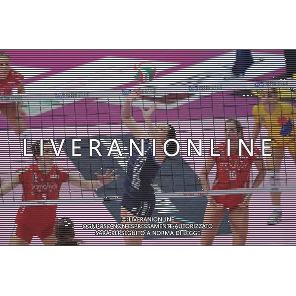 Monza - 13/04/2012 Campionato Italiano Pallavolo Femminile Finale Scudetto - Gara 4 MC Carnaghi Villa Cortese - Yamamay Busto Arsizio nella foto: Lindsey Berg (Villa Cortese) foto Roberto Garavaglia - ag. Aldo Liverani sas