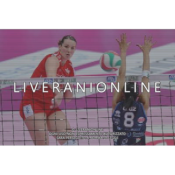 Monza - 13/04/2012 Campionato Italiano Pallavolo Femminile Finale Scudetto - Gara 4 MC Carnaghi Villa Cortese - Yamamay Busto Arsizio nella foto: Aneta Havlickova (Yamamay Busto Arsizio) foto Roberto Garavaglia - ag. Aldo Liverani sas