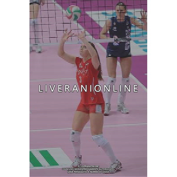 Monza - 13/04/2012 Campionato Italiano Pallavolo Femminile Finale Scudetto - Gara 4 MC Carnaghi Villa Cortese - Yamamay Busto Arsizio nella foto: Carli Lloyd (Yamamay Busto Arsizio) foto Roberto Garavaglia - ag. Aldo Liverani sas