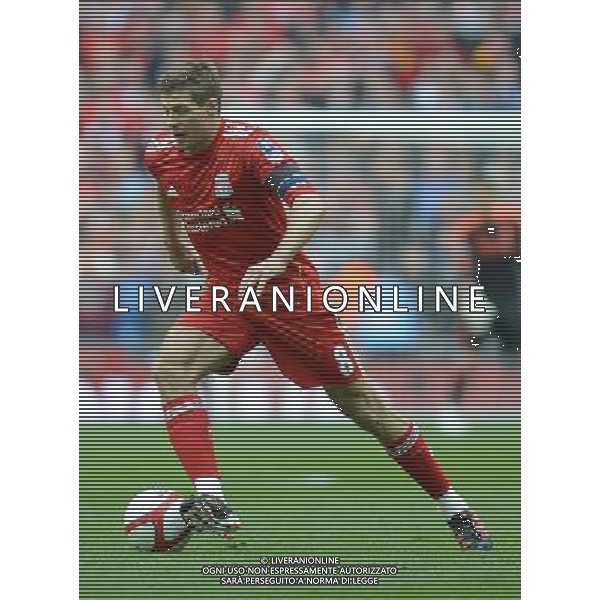 Liverpool\'s Steven Gerrard in action during todays match Football - FA Challenge Cup Semi Final - Liverpool v Everton - Saturday 14th April 2012 - Wembley - London å© CameraSport - 43 Linden Ave. Countesthorpe. Leicester. England. LE8 5PG - Tel: +44 (0) 116 277 4147 - admin@camerasport.com - www.camerasport.com AG ALDO LIVERANI S A S ONLY ITALY