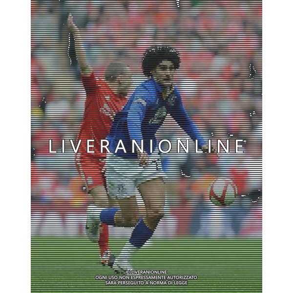 Everton\'s Marouane Fellaini in action during todays match Football - FA Challenge Cup Semi Final - Liverpool v Everton - Saturday 14th April 2012 - Wembley - London å© CameraSport - 43 Linden Ave. Countesthorpe. Leicester. England. LE8 5PG - Tel: +44 (0) 116 277 4147 - admin@camerasport.com - www.camerasport.com AG ALDO LIVERANI S A S ONLY ITALY