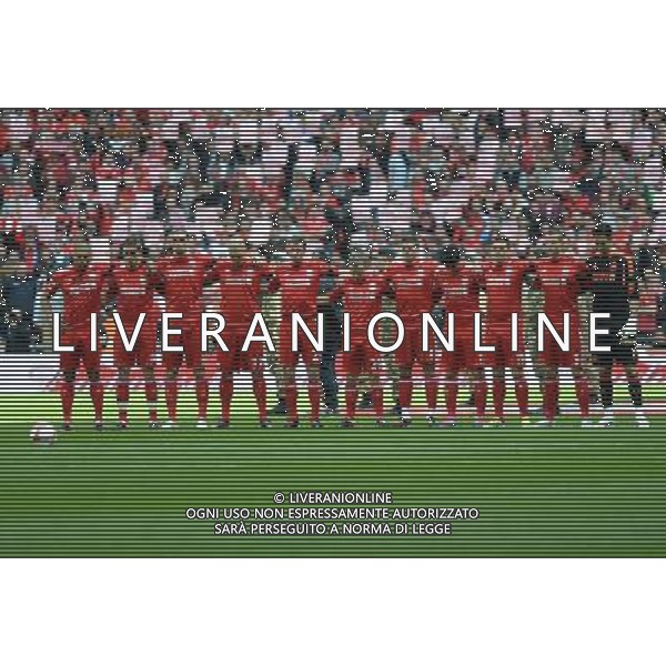 Liverpool players observe a minutes silence for the 96 Liverpool fans who died at Hillsbrough Football - FA Challenge Cup Semi Final - Liverpool v Everton - Saturday 14th April 2012 - Wembley - London å© CameraSport - 43 Linden Ave. Countesthorpe. Leicester. England. LE8 5PG - Tel: +44 (0) 116 277 4147 - admin@camerasport.com - www.camerasport.com AG ALDO LIVERANI S A S ONLY ITALY