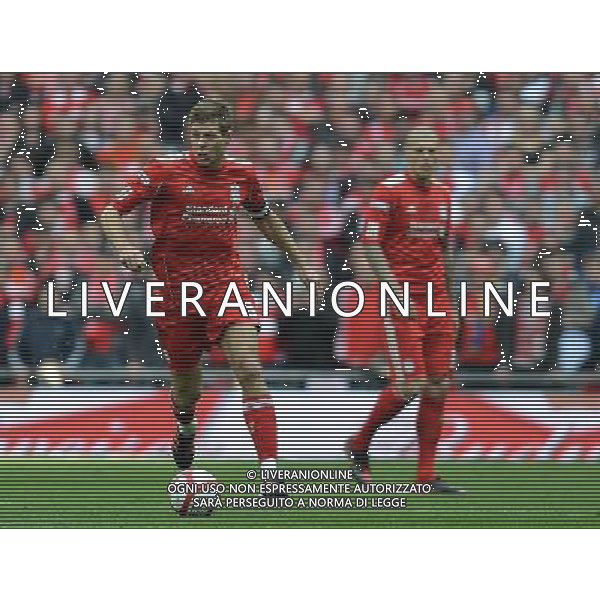 Liverpool\'s Steven Gerrard in action during todays match Football - FA Challenge Cup Semi Final - Liverpool v Everton - Saturday 14th April 2012 - Wembley - London å© CameraSport - 43 Linden Ave. Countesthorpe. Leicester. England. LE8 5PG - Tel: +44 (0) 116 277 4147 - admin@camerasport.com - www.camerasport.com AG ALDO LIVERANI S A S ONLY ITALY