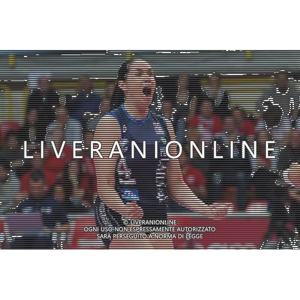 Busto Arsizio (VA) 15/04/2012 Campionato Italiano Pallavolo Femminile Finale Scudetto - Gara 5 Yamamay Busto Arsizio - MC Carnaghi Villa Cortese nella foto: Lindsey Berg (MC Carnaghi Villa Cortese) foto Roberto Garavaglia - ag. Aldo Liverani sas