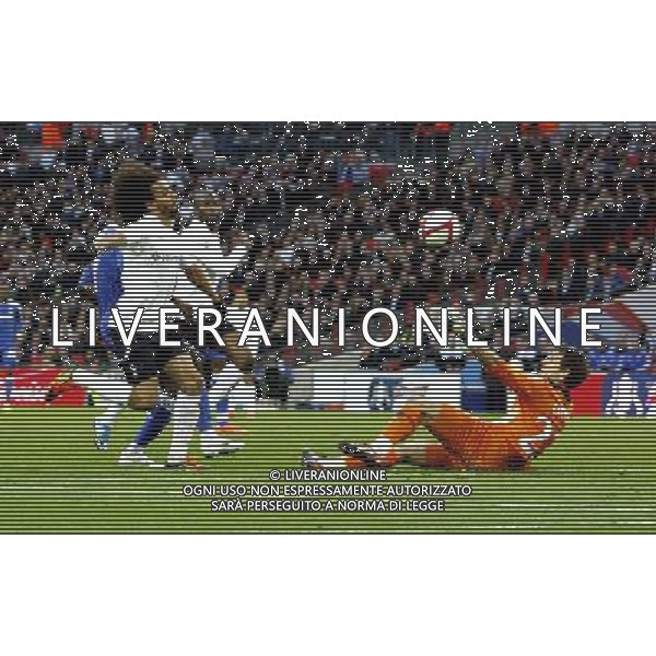 Chelsea\'s Ramires scores his sides third goal 3-1 Football - FA Challenge Cup Semi Final - Tottenham Hotspur v Chelsea - Sunday 15th April 2012 - Wembley - London © CameraSport - 43 Linden Ave. Countesthorpe. Leicester. England. LE8 5PG - Tel: +44 (0) 116 277 4147 - admin@camerasport.com - www.camerasport.com AG ALDO LIVERANI S A S ONLY ITALY