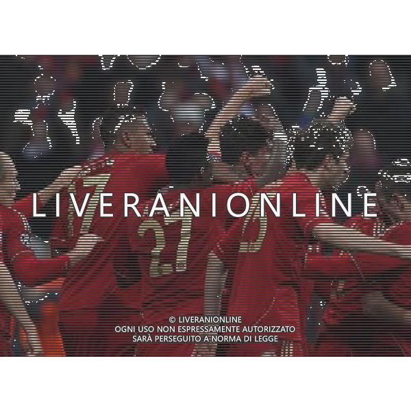 firo Fu§ball,Fussball, 17.04.2012 Uefa Champions League Saison 2011/2012 Halbfinale, Hinspiel, Champions League, CL, FC Bayern MŸnchen, Muenchen, FCB - Real Madrid, 2 : 1, Jubel, jubeln, Gestik, um Mario Gomez, Bayern, halbe Figur, $worldrightsEs gelten unsere AGB, einsehbar auf www.firosportphoto.de copyright by firo sportphoto: Coesfelder Str.207 48249 DŸlmen www.firosportphoto.de mail@firosportphoto.de (V o l k s b a n k B o c h u m - W i t t e n ) BLZ.: 430 601 29 Kt. Nr.: 341 117 100 Tel:Ê 02594 - 9916004 Fax:Ê02594 - 9916005 FC Bayern Monaco - Real Madrid CHAMPIONS LEAGUE ©AGENZIA ALDO LIVERANI SAS - ITALY ONLY -