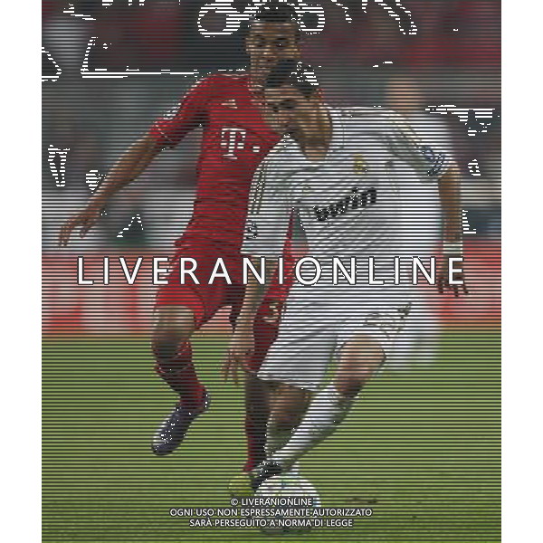 firo Fu§ball,Fussball, 17.04.2012 Uefa Champions League Saison 2011/2012 Halbfinale, Hinspiel, Champions League, CL, FC Bayern MŸnchen, Muenchen, FCB - Real Madrid, 2 : 1, Zweikampf, Luis Gustavo, Bayern, hinten, vorne, Angel Di Maria, Real Madrid, $worldrightsEs gelten unsere AGB, einsehbar auf www.firosportphoto.de copyright by firo sportphoto: Coesfelder Str.207 48249 DŸlmen www.firosportphoto.de mail@firosportphoto.de (V o l k s b a n k B o c h u m - W i t t e n ) BLZ.: 430 601 29 Kt. Nr.: 341 117 100 Tel:Ê 02594 - 9916004 Fax:Ê02594 - 9916005 FC Bayern Monaco - Real Madrid CHAMPIONS LEAGUE ©AGENZIA ALDO LIVERANI SAS - ITALY ONLY -