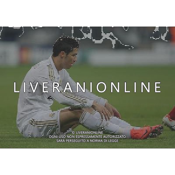 firo Fu§ball,Fussball, 17.04.2012 Uefa Champions League Saison 2011/2012 Halbfinale, Hinspiel, Champions League, CL, FC Bayern MŸnchen, Muenchen, FCB - Real Madrid, 2 : 1, halbe Figur, EnttŠuschung, Enttaeuschung, Gestik, Christiano Ronaldo, Real Madrid, $worldrightsEs gelten unsere AGB, einsehbar auf www.firosportphoto.de copyright by firo sportphoto: Coesfelder Str.207 48249 DŸlmen www.firosportphoto.de mail@firosportphoto.de (V o l k s b a n k B o c h u m - W i t t e n ) BLZ.: 430 601 29 Kt. Nr.: 341 117 100 Tel:Ê 02594 - 9916004 Fax:Ê02594 - 9916005 FC Bayern Monaco - Real Madrid CHAMPIONS LEAGUE ©AGENZIA ALDO LIVERANI SAS - ITALY ONLY -