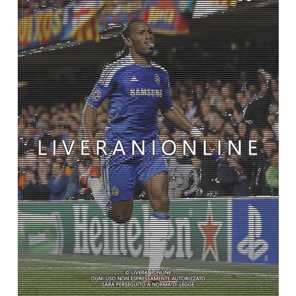 Chelsea\'s Didier Drogba celebrates scoring his sides first goal 1-0 Football - UEFA Champions League Semi-Final First Leg - Chelsea v Barcelona - Wednesday 18th April 2012 - Stamford Bridge - London © CameraSport - 43 Linden Ave. Countesthorpe. Leicester. England. LE8 5PG - Tel: +44 (0) 116 277 4147 - admin@camerasport.com - www.camerasport.com USE EDITORIAL ONLY - AG ALDO LIVERANI SAS - ITALY ONLY -