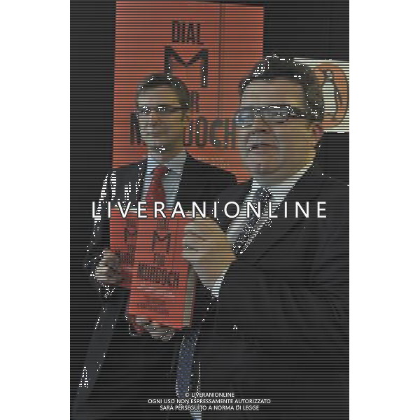 Labour MP Tom Watson and Journalist Martin Hickman give a Press Briefing about the launch of their book Dial M for Murdock. Central Hall, Westminster London Martin Hickman and Tom Watson MP ©photoshot/AGENZIA ALDO LIVERANI SAS - ITALY ONLY - Il deputato laburista Tom Watson e il giornalista Martin Hickman durante una conferenza stampa per il lancio del loro libro Dial M per Murdock. Central Hall, Westminster a Londra