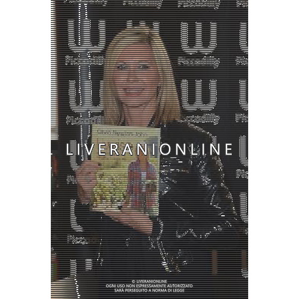 Olivia Newton John OBE signs copies of her new cookbook, Livwise: Easy Recipes For A Healthy, Happy Life at Waterstones, Piccadilly, London. 19th April 2012. AG ALDO LIVERANI S A S ONLY ITALY