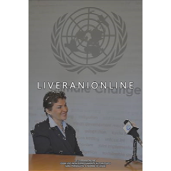 (120423) -- BEIJING, April 23, 2012 () -- Photo taken on April 11, 2012 shows the Secretariat of the UN Framework Convention on Climate Change (UNFCCC) Executive Secretary Christiana Figueres is interviewed by at the UNFCCC headquarters in Bonn, Germany. Christiana Figueres told in a recent interview all environment issues were \'very complex ... it\'s something where you have to go through a concerted long-time campaign that actually brings down to the level of the public what the climate is about.\' A global media campaign aimed at alerting the public across the world to the need for environment protection was launched in Beijing April 22, 2012. The campaign was jointly initiated by News Agency, the United Nations Environment Program (UNEP), the Secretariat of the UN Framework Convention on Climate Change (UNFCCC), the UN Convention to Combat Desertification (UNCCD) and Reuters, to coincide with the World Earth Day on April 22. (/Ma Ning) (lr) ©photoshot/AGENZIA ALDO LIVERANI SAS - ITALY ONLY - Il Segretariato della Convenzione quadro delle Nazioni Unite sui cambiamenti climatici (UNFCCC), Christiana Figueres, presso la sede UNFCCC a Bonn, in Germania.