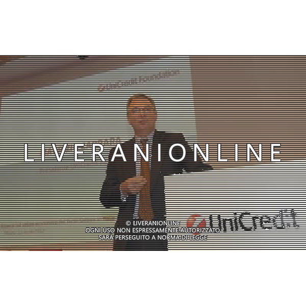 MILANO 23/4/2012 UNICREDIT, VIA TOMMASO GROSSI RICERCA DELLA UNICREDIT FOUNDATION SUL VALORE ECONOMICO DEL TERZO SETTORE IN ITALIA 2012NELLA FOTO MAURIZIO CARRARA PRESIDENTE UNICREDIT FOUNDATION FOTO ROMANO/AG ALDO LIVERANI