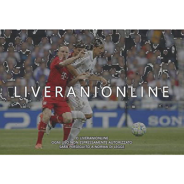 Real Madrid\'s Sami Khedira and Bayern Munchen\'s Franck Ribery during Champions League match on april 25th 2012. Photo: Cesar Cebolla / ALFAQUI AG ALDO LIVERANI S A S ONLY ITALY