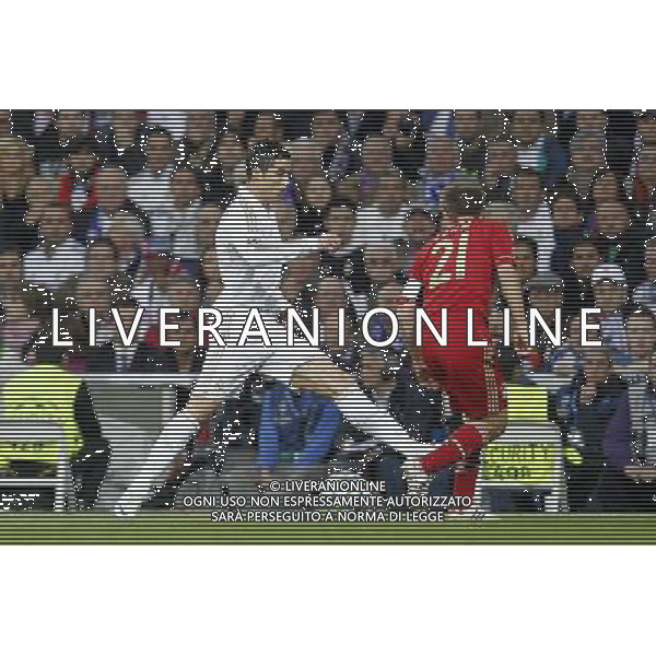 Real Madrid\'s Cristiano Ronaldo and Bayern Munich\'s Philipp Lahm during Champions League match on april 25th 2012. Photo: Cesar Cebolla / ALFAQUI